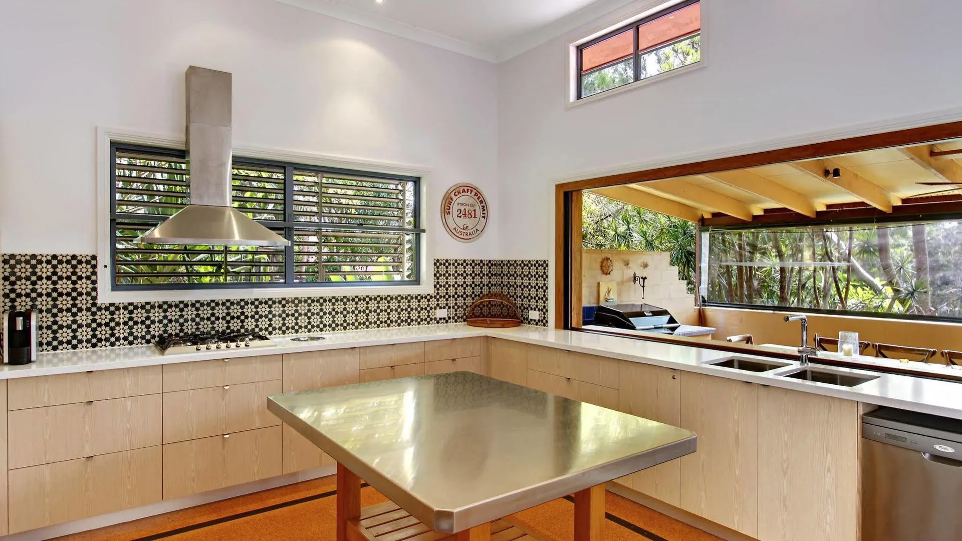 Aurora Hotel Byron Bay